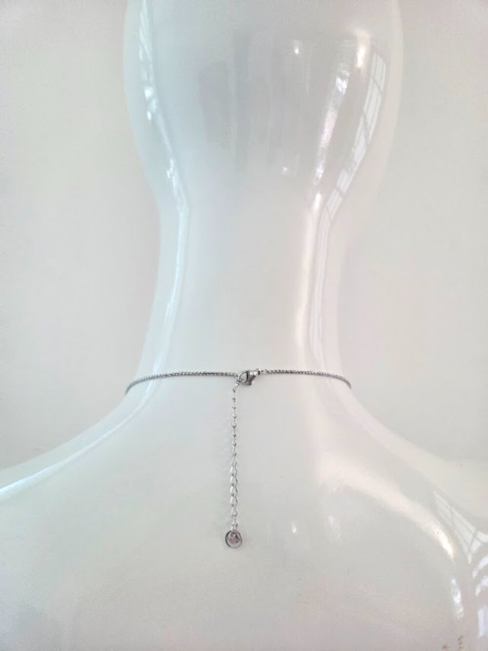 Silver Tone Minimalist Crossed X Pendant Necklace Adjustable - Picture 15 of 16